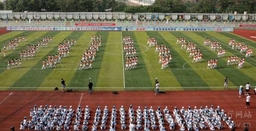 陕西省青少年校外活动中心少儿足球夏令营开营王海波出席