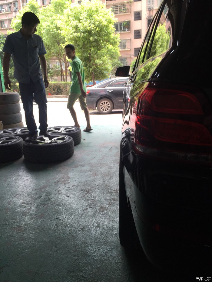 奔驰glk260老款升级新款,外观控汽车