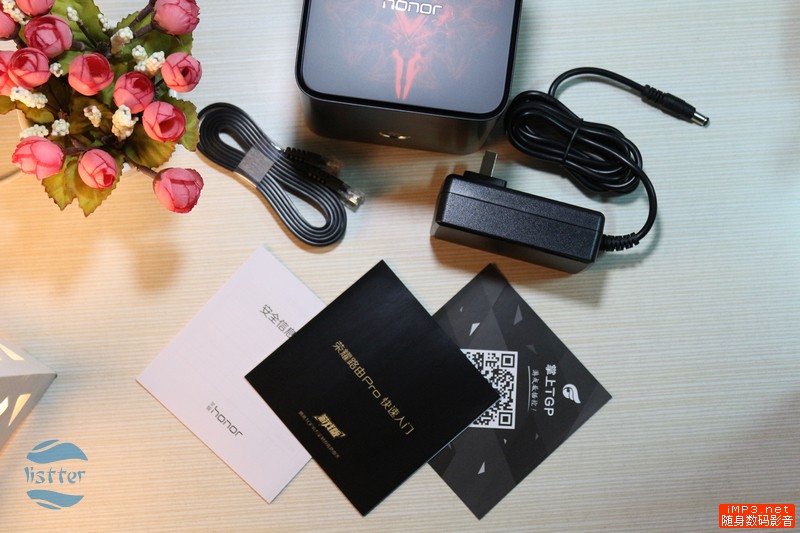 打LOL绝不掉线卡顿！光荣路由Pro游戏版测评