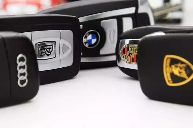 就算买不起车，淘宝把钥匙也好撩妹