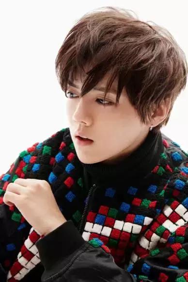 鹿晗过生日奔跑吧,鹿晗过生日足球明星