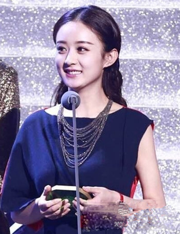 圆脸也可以中分,大圆脸侧分中分哪个瘦脸