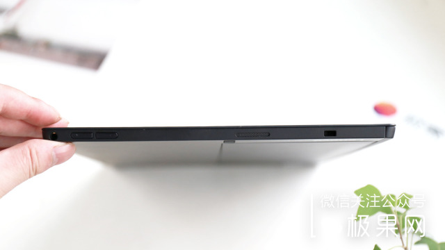 thinkpadx1系列和苹果笔记本的区别,thinkpadx1nano和carbon选哪个