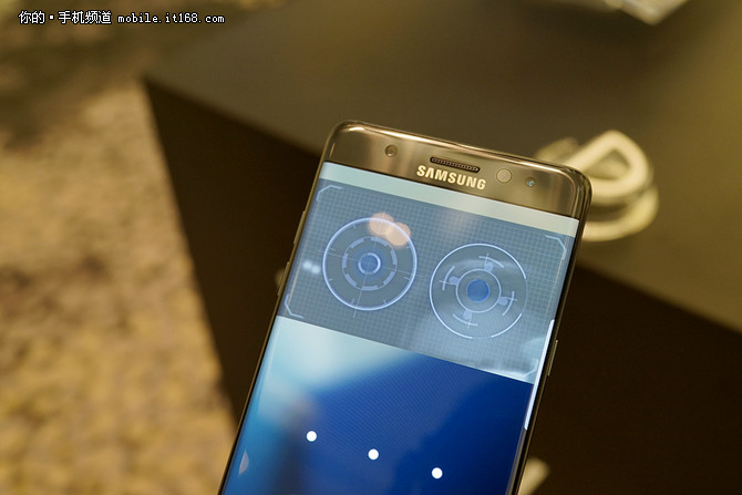 三星galaxynote7是几年前的手机,三星galaxynote7好用吗