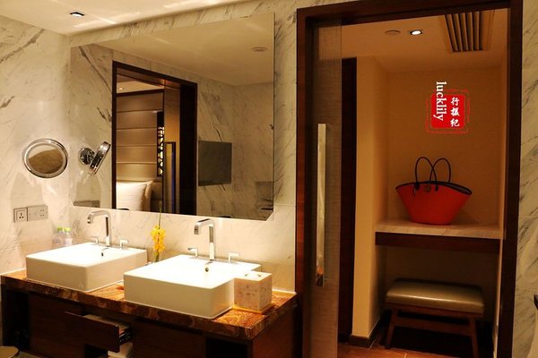 三亚美高梅和海棠湾红树林,海南岛三亚美高梅