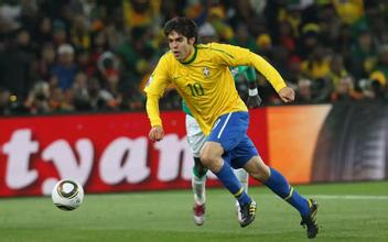 足球明星成就,足球历史十大巨星能有梅西吗