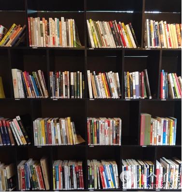 这家一开业就赔掉*裤底**的互金咖啡馆，今天关门了！