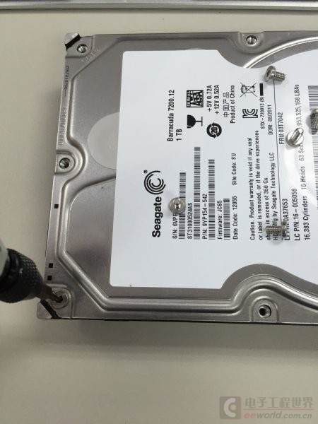 拆解希捷500g移动硬盘,希捷1tb固态硬盘拆解