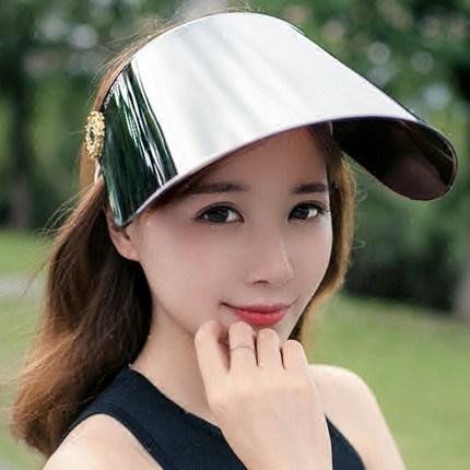 不得不服范爷竟将15元“大妈帽”火成时尚单品，真是帽美又实用