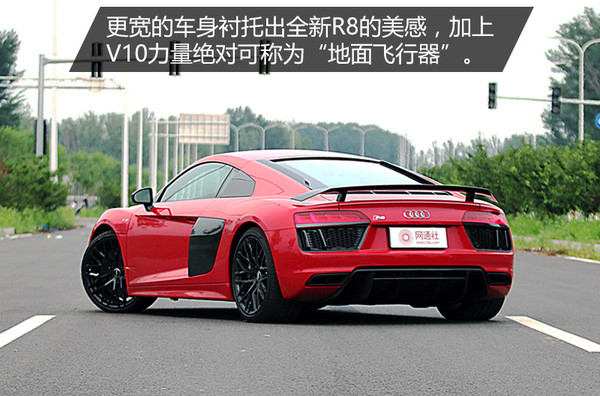 不得不说奥迪r8的颜值真是爆表,奥迪r8是你心中梦想的车吗