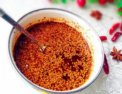 凉皮家常做法怎样拌凉皮,怎么拌凉皮简单又好吃出摊