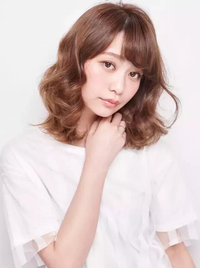 发型推荐女中长卷发学生党,学生党中长卷发发型推荐