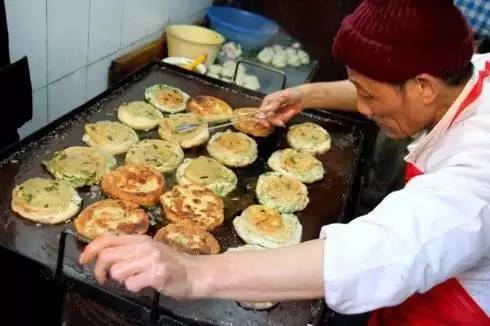 十大不坑人小吃街,全是套路的小吃街你真的还想去吗