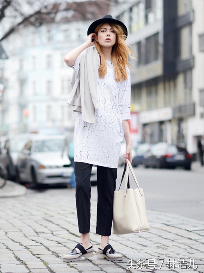 14岁开始模特事业，21岁成平民偶像，她是最会穿衣的北欧精灵