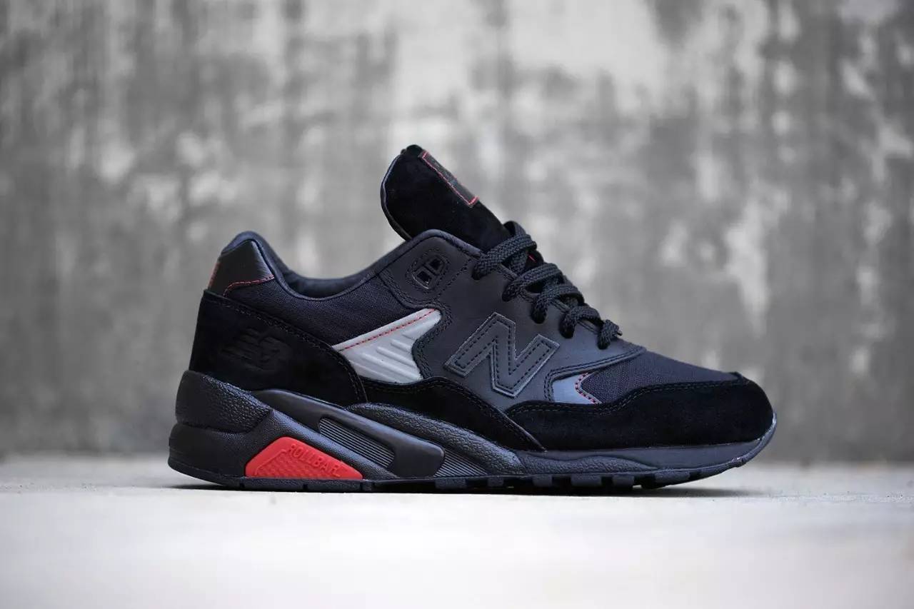 满满的回忆！7双让人记忆深刻的“动漫X球鞋”联名运动鞋