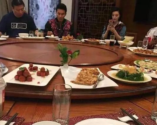 戚薇推荐手机壳,戚薇同款手机壳