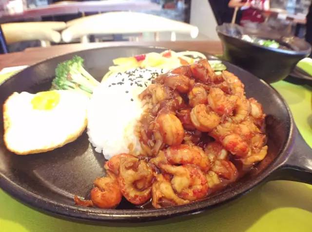 有“琪”你就来免单|郑文琪小龙虾盖浇饭强势来袭，召唤“琪”人