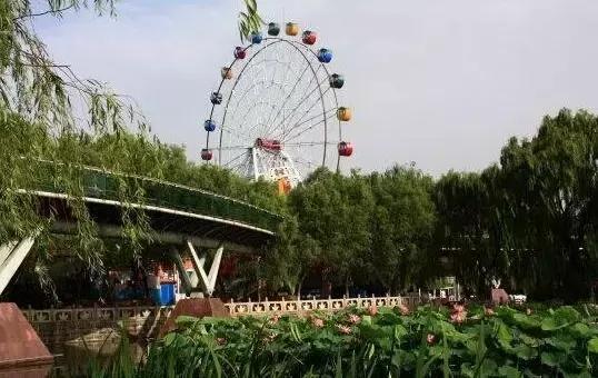 济南11月份有什么好玩的地方,济南春节好玩的地方推荐