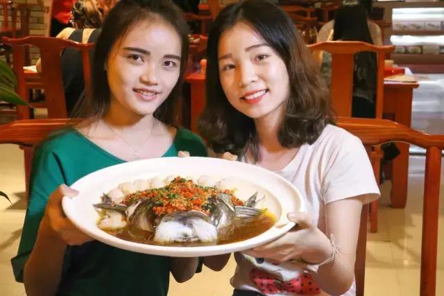 全城“通缉”湖南籍人士，这家传承400年的老店要请你吃臭豆腐