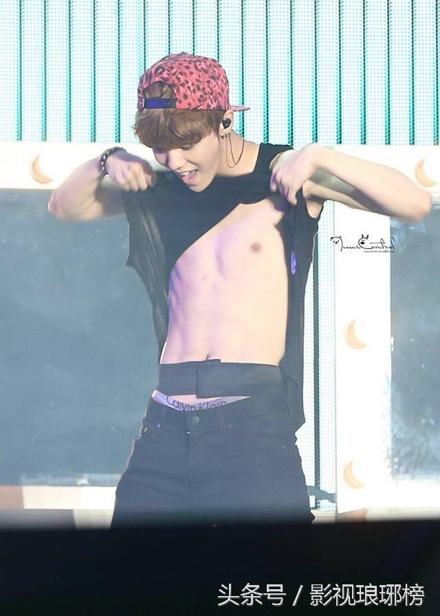 张艺兴鹿晗巅峰颜值,鹿晗张艺兴耍小动作