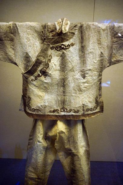 中国少数民族服饰介绍书籍,中国少数民族服饰纪录片