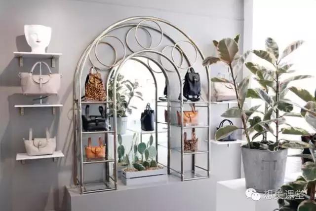 让我们看看这些小众的时尚圈的网红脸，宝宝也想这么火的大红大紫