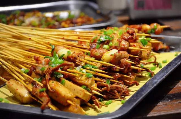 湘西烤小串推荐店铺有哪些,湘西凤凰特点烤串