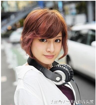 适合头发少的短发中年女性,脸小的好打理的中年女士短发