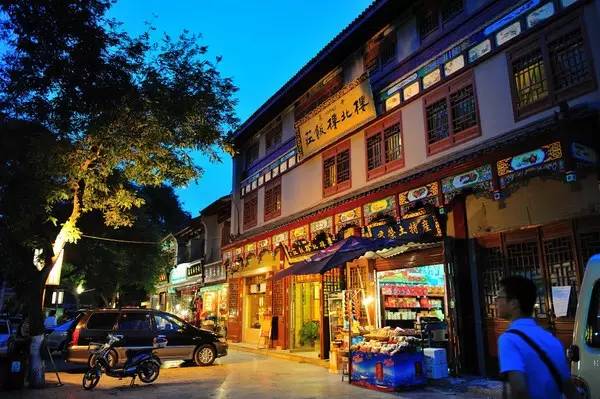 十大不坑人小吃街,全是套路的小吃街你真的还想去吗