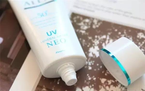 绵阳·街尚涂了防晒霜还是晒的黢黑了，因为你不懂这些...