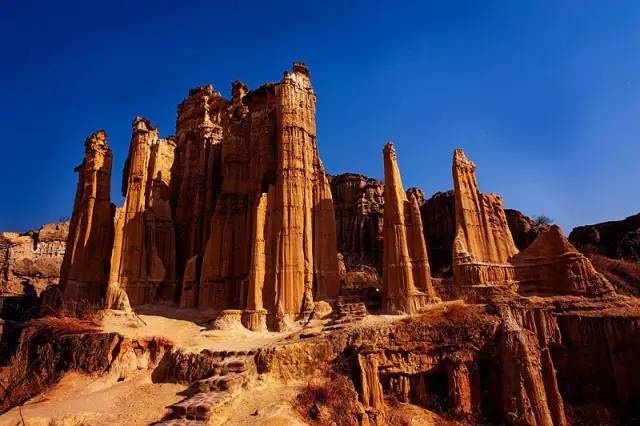 从郑州坐飞机去云南,从郑州坐火车去昆明多少钱