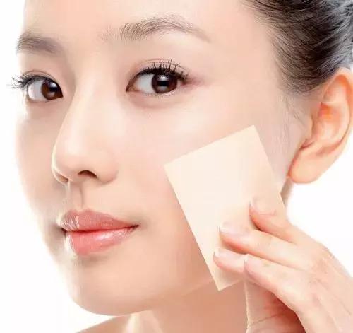 毛孔粗大怎么护肤才是正确的,毛孔粗大怎么办十个护肤小窍门