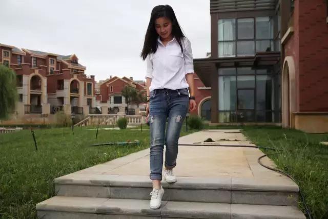 虽然我们很搓，但我们依然热爱装逼