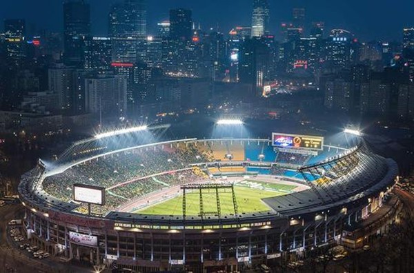 氛围最火爆的十大球场,世界最美10大球场