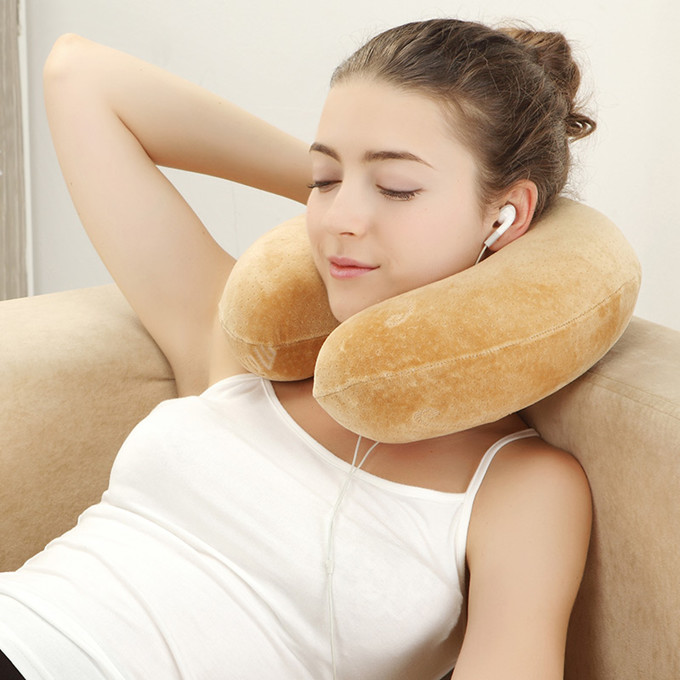 u型枕两种戴法都可以吗,u型枕的正确用法医生建议