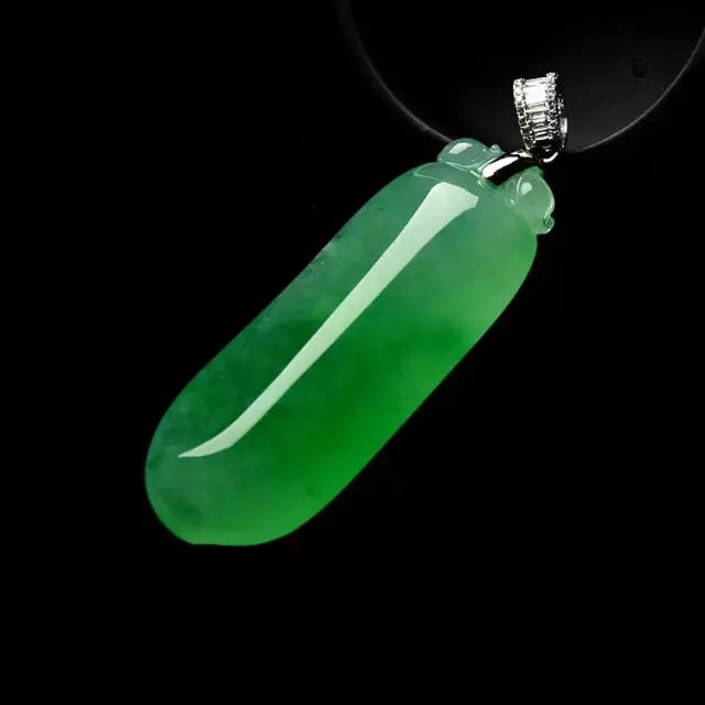 翡翠的保养技巧和方法图片全解,翡翠保养技巧和方法图片