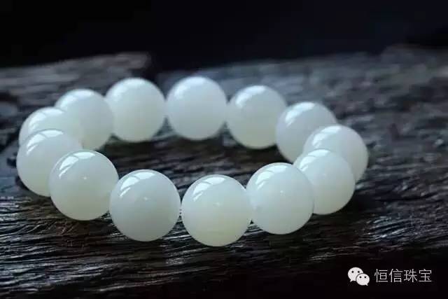 砗磲的功效和意义是什么,砗磲是什么材质有什么功效