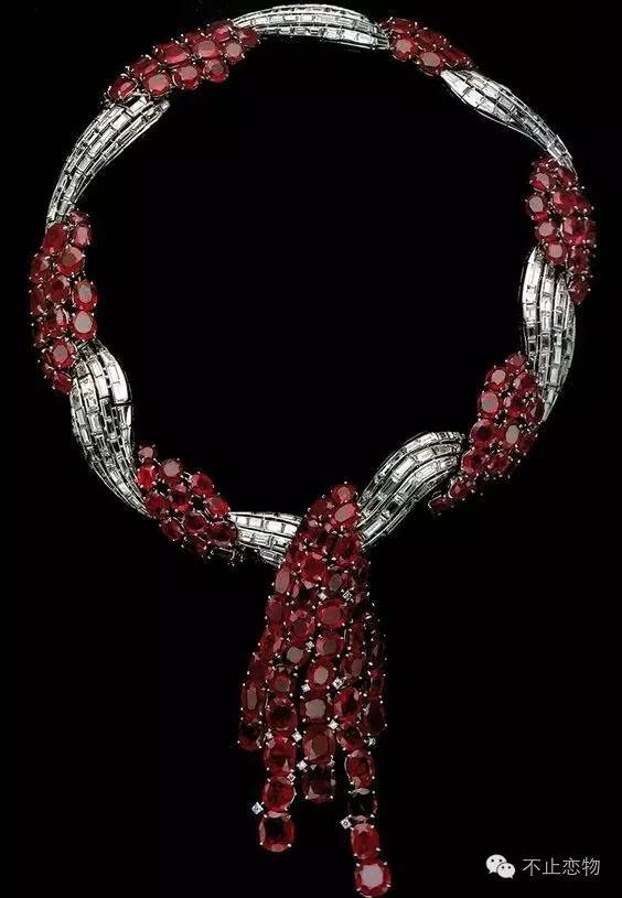 温莎公爵倾城之恋,温莎公爵珠宝图片