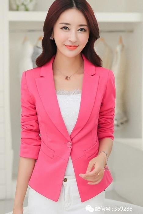 秋装怎样搭配穿着显高级感,女士减龄时髦秋装