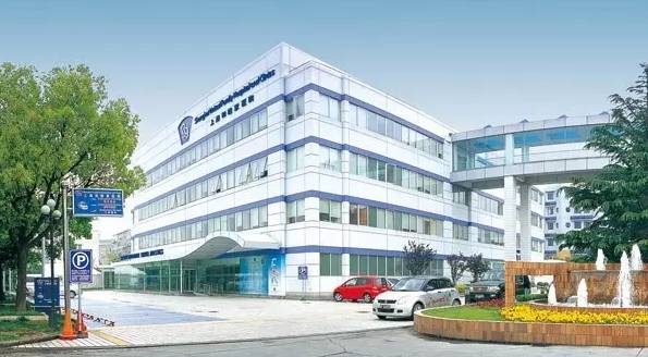 老了皱纹一年比一年多了,老了真的老了脸上布满皱纹