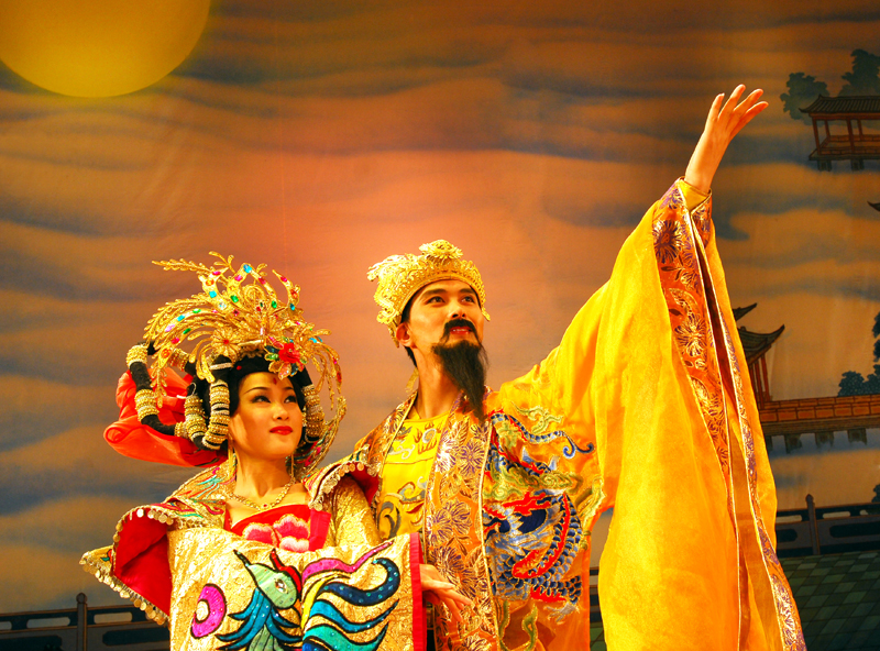 杨家有女初长成，三千宠爱在一身—《长恨歌》，内地版“水舞间”