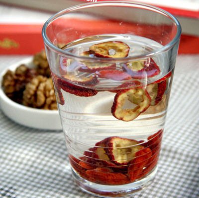 枸杞作用千千万你吃对了吗,枸杞虽好但别乱吃这3类人不宜吃