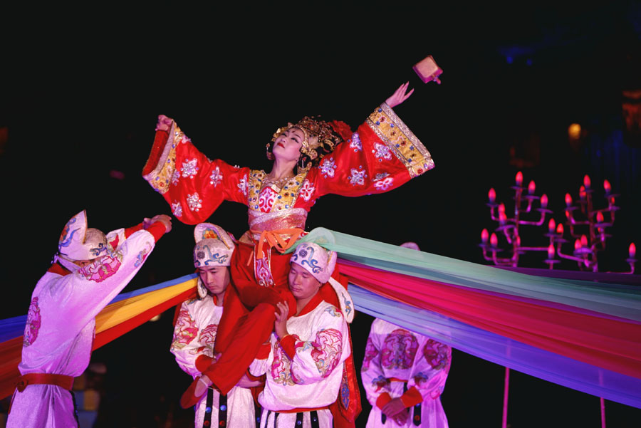 杨家有女初长成，三千宠爱在一身—《长恨歌》，内地版“水舞间”