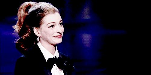 娓湡鏈嶈,娓湡鏈嶉グ绌挎惌