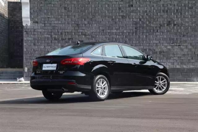 2021款福克斯stline两厢试驾,试驾手动2017款两厢福克斯