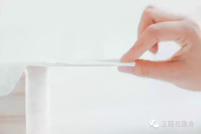 他为女朋友做了一款卫生巾