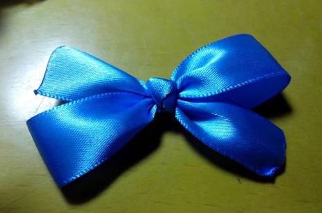 如何用丝带编蝴蝶结发卡,丝带diy蝴蝶结发卡图片教程