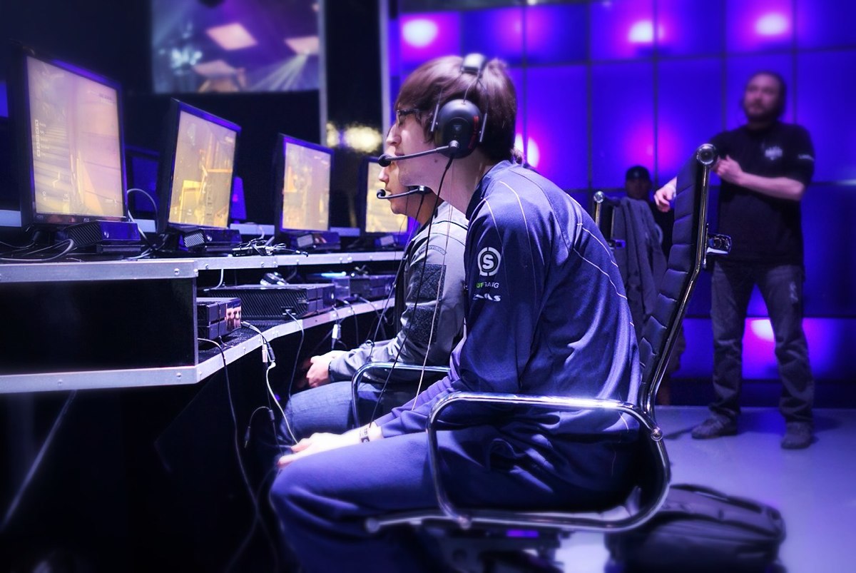 电竞直播骗钱,电竞直播一场多少钱