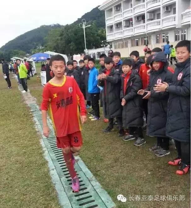 中超为低谷的中国足球注入强心针,浅谈中国足球现状与未来