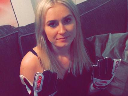 gloveglu喷雾门将手套,关于手套glove的故事